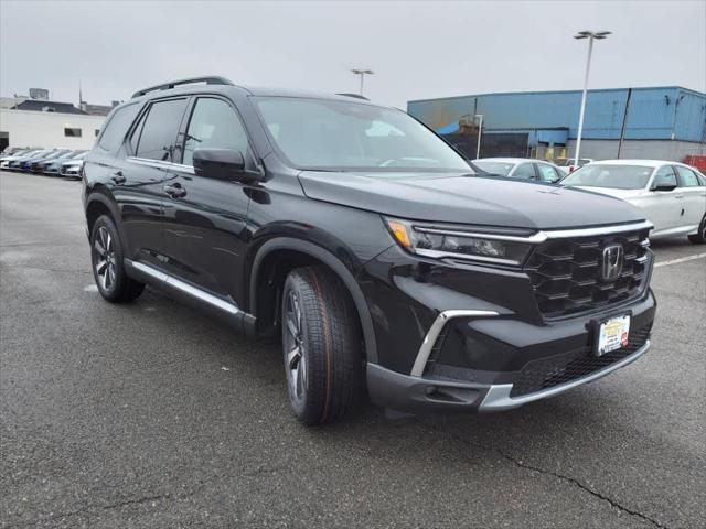new 2025 Honda Pilot car, priced at $51,050