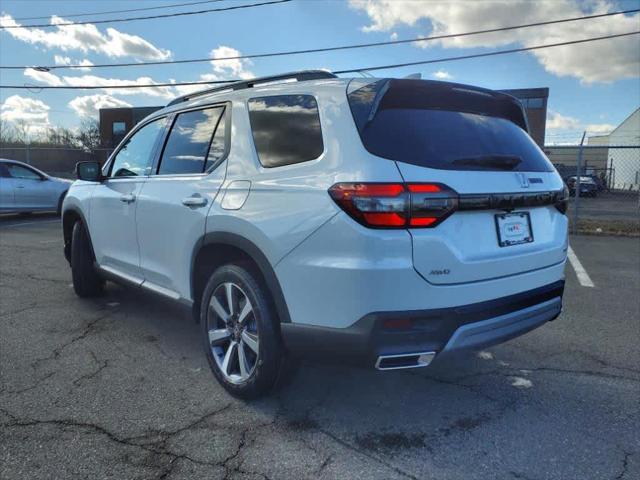 new 2025 Honda Pilot car, priced at $51,505