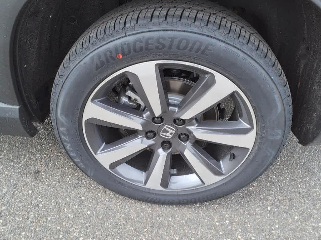 new 2025 Honda Pilot car, priced at $54,530