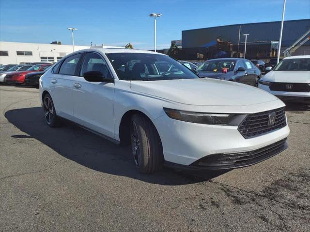 new 2025 Honda Accord Hybrid car, priced at $35,205