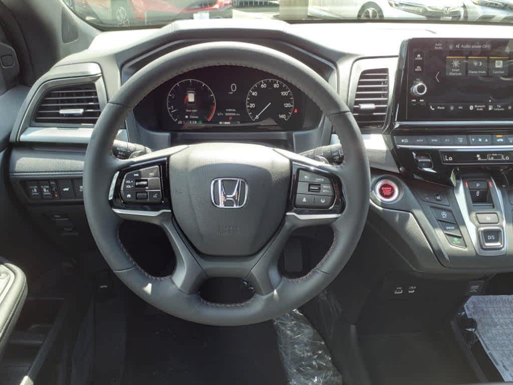new 2026 Honda Odyssey car, priced at $45,845