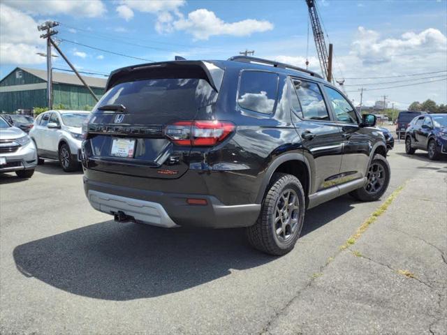 new 2025 Honda Pilot car, priced at $51,275