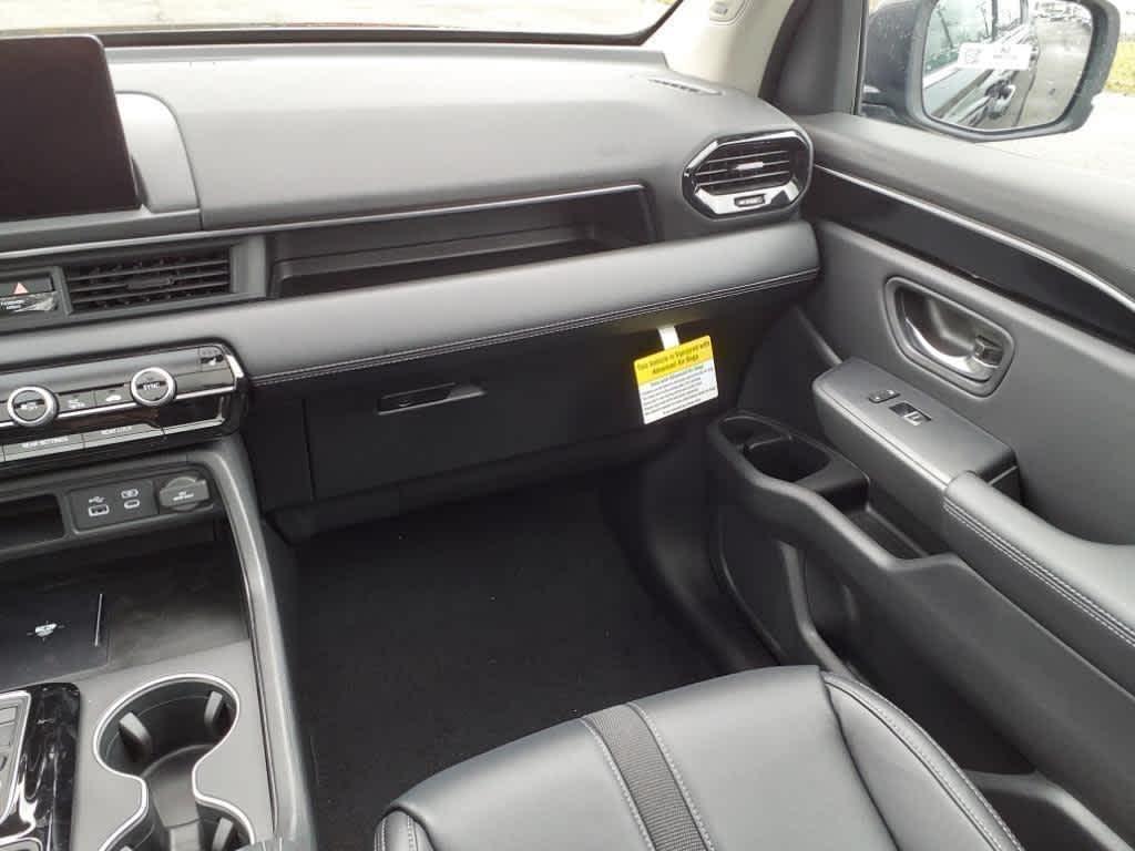 new 2025 Honda Pilot car, priced at $51,095