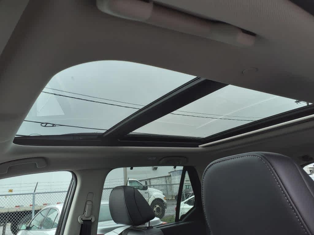 new 2025 Honda Pilot car, priced at $51,095