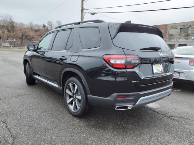 new 2025 Honda Pilot car, priced at $50,995