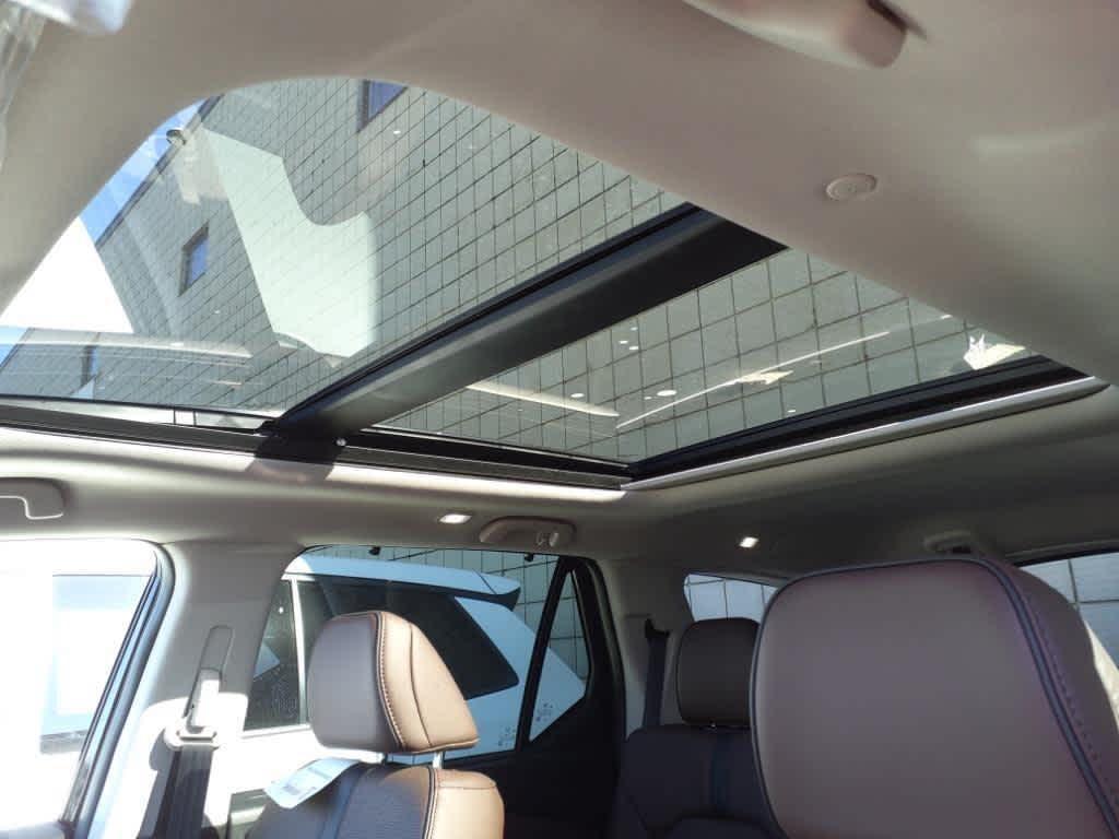new 2025 Honda Pilot car, priced at $55,760