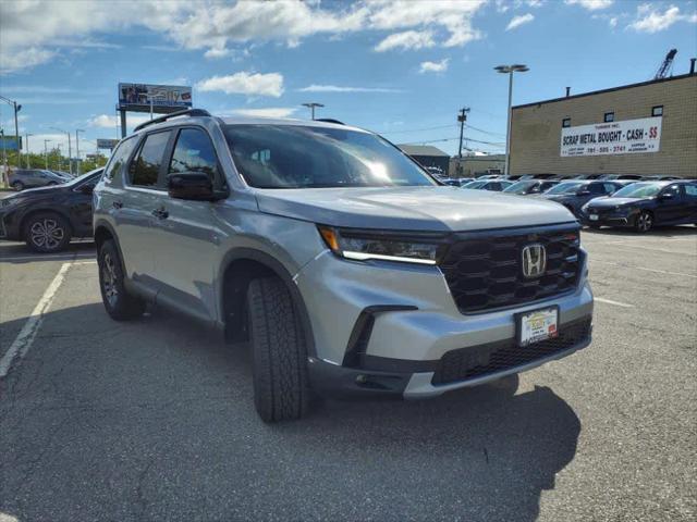 new 2025 Honda Pilot car, priced at $50,495