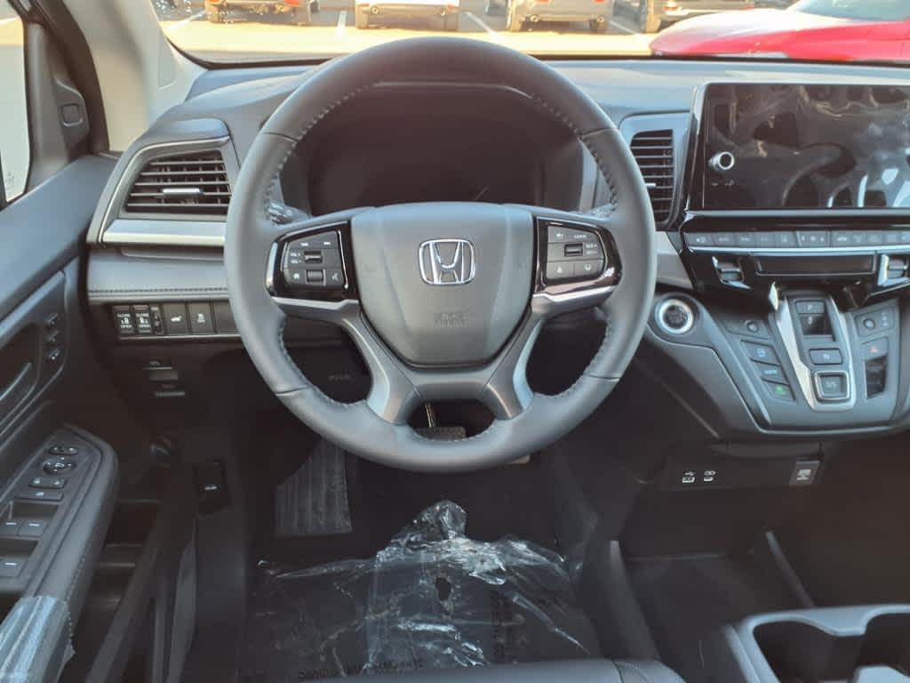 new 2026 Honda Odyssey car, priced at $44,290