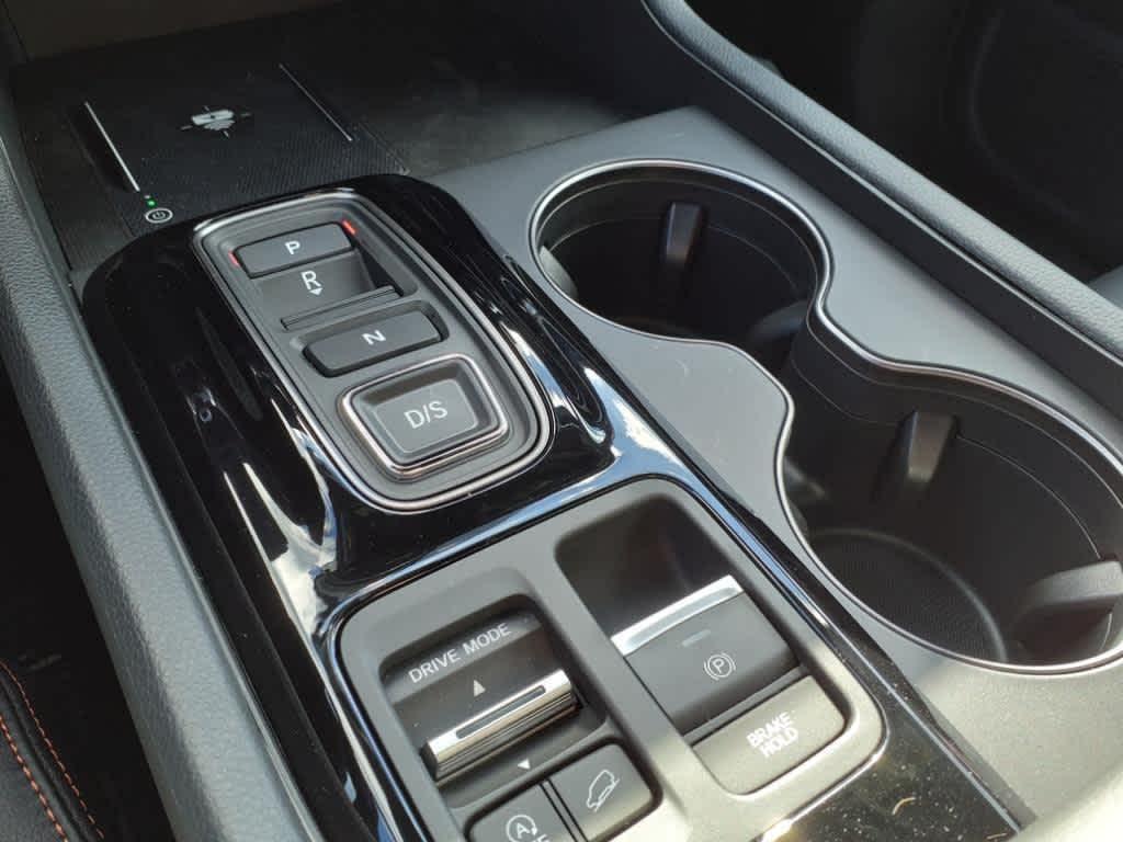 new 2025 Honda Pilot car, priced at $51,350