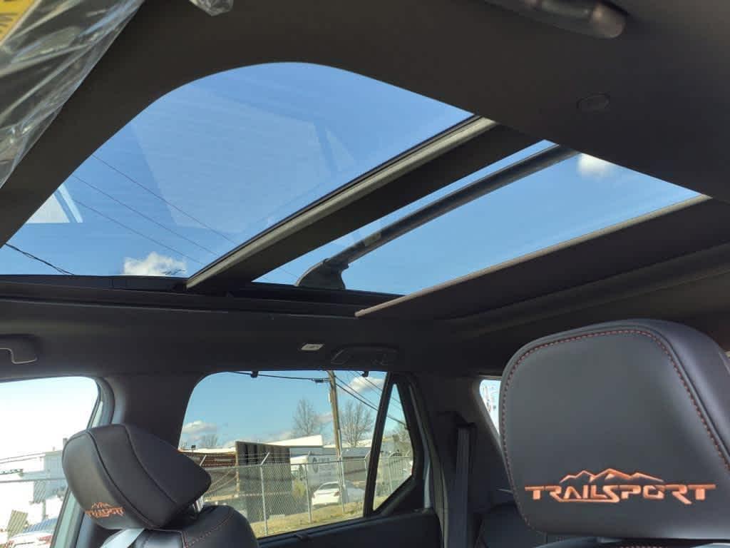 new 2025 Honda Pilot car, priced at $51,350