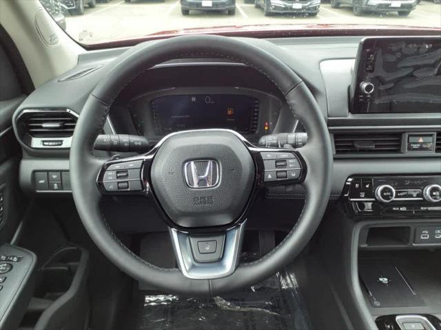 new 2025 Honda Pilot car, priced at $54,985