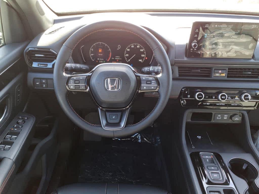 new 2025 Honda Pilot car, priced at $51,350