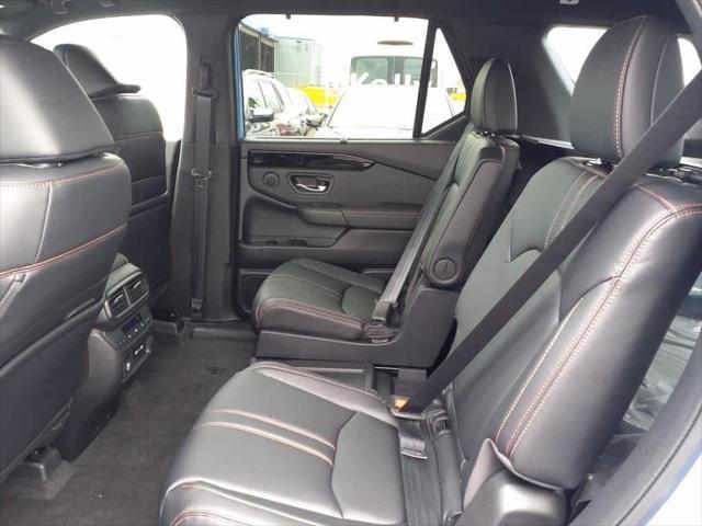 new 2025 Honda Pilot car, priced at $51,305