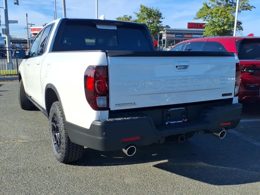 new 2025 Honda Ridgeline car, priced at $49,185