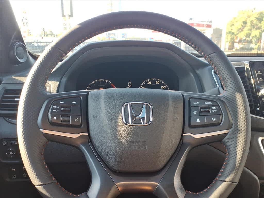 new 2025 Honda Ridgeline car, priced at $49,185