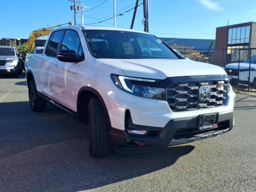 new 2025 Honda Ridgeline car, priced at $49,185