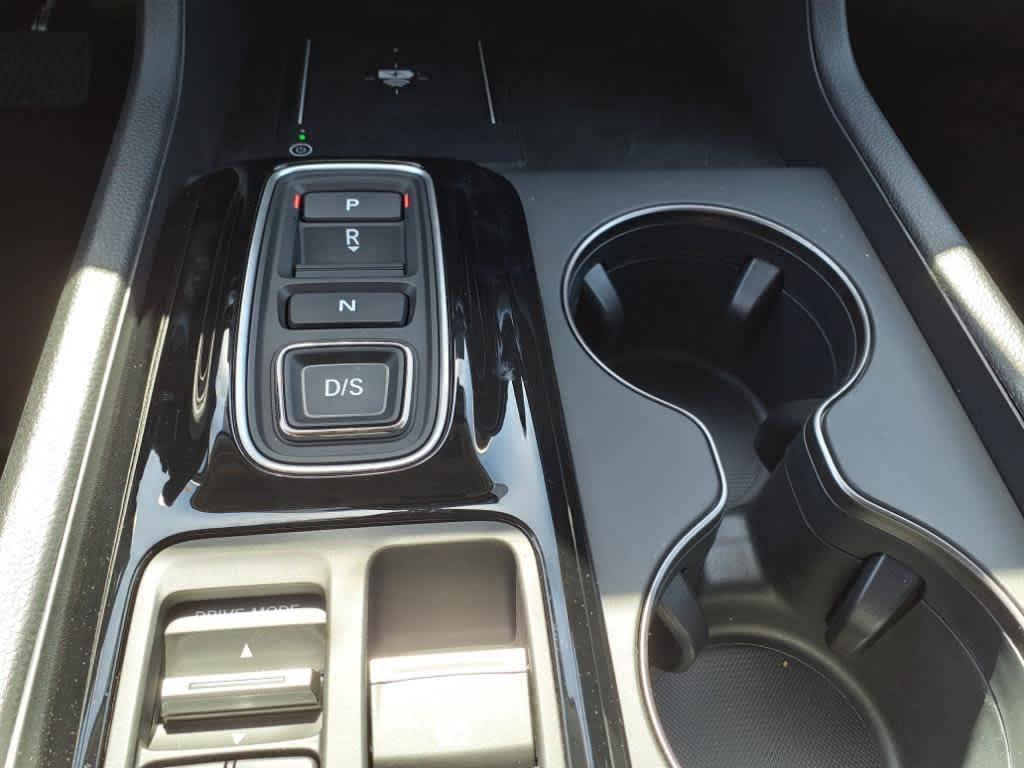 new 2025 Honda Pilot car, priced at $47,550