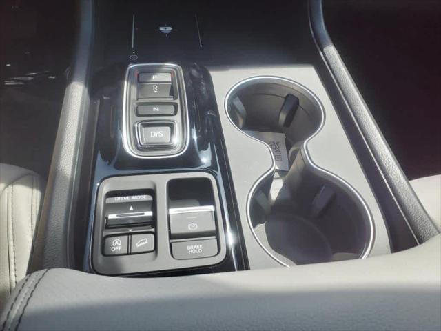 new 2025 Honda Pilot car, priced at $47,050