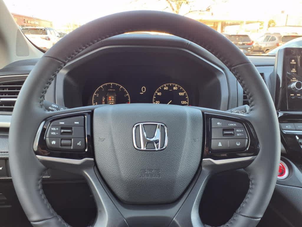 new 2026 Honda Odyssey car, priced at $45,250