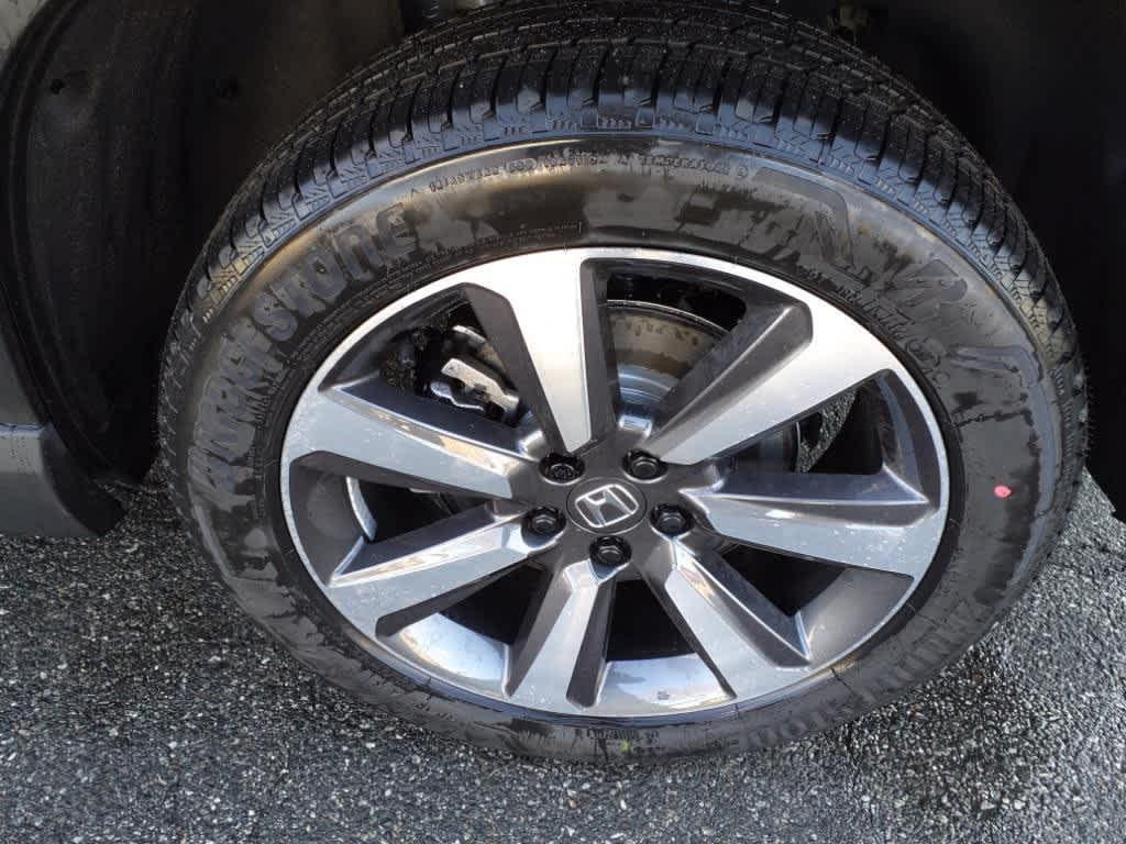 new 2025 Honda Pilot car, priced at $54,985
