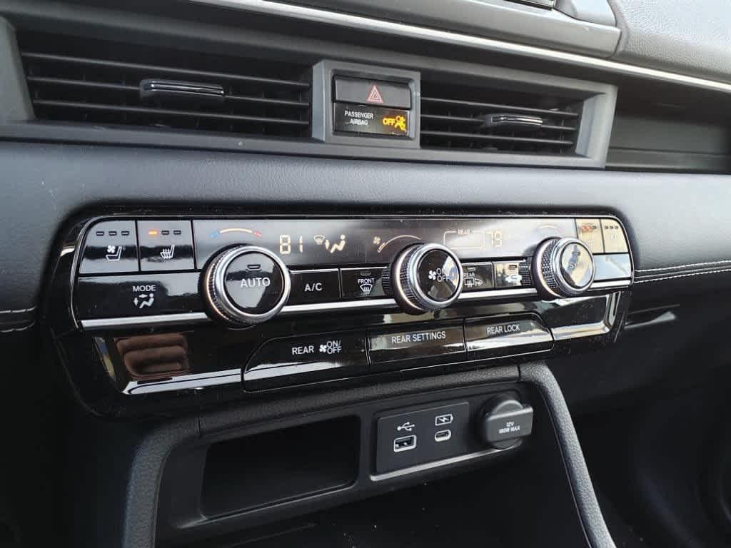 new 2025 Honda Pilot car, priced at $54,985