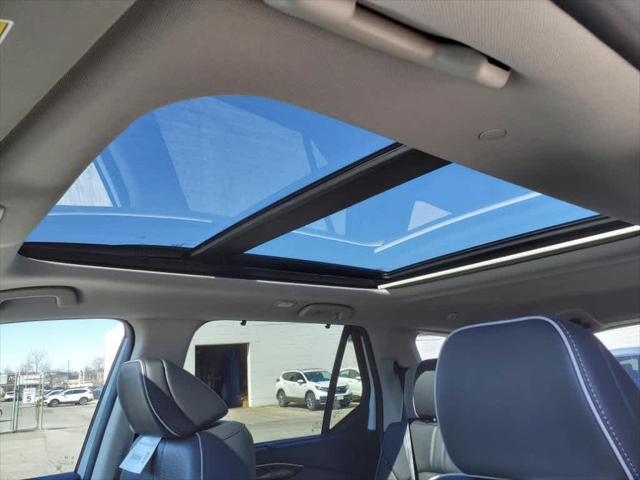 new 2025 Honda Pilot car, priced at $54,985