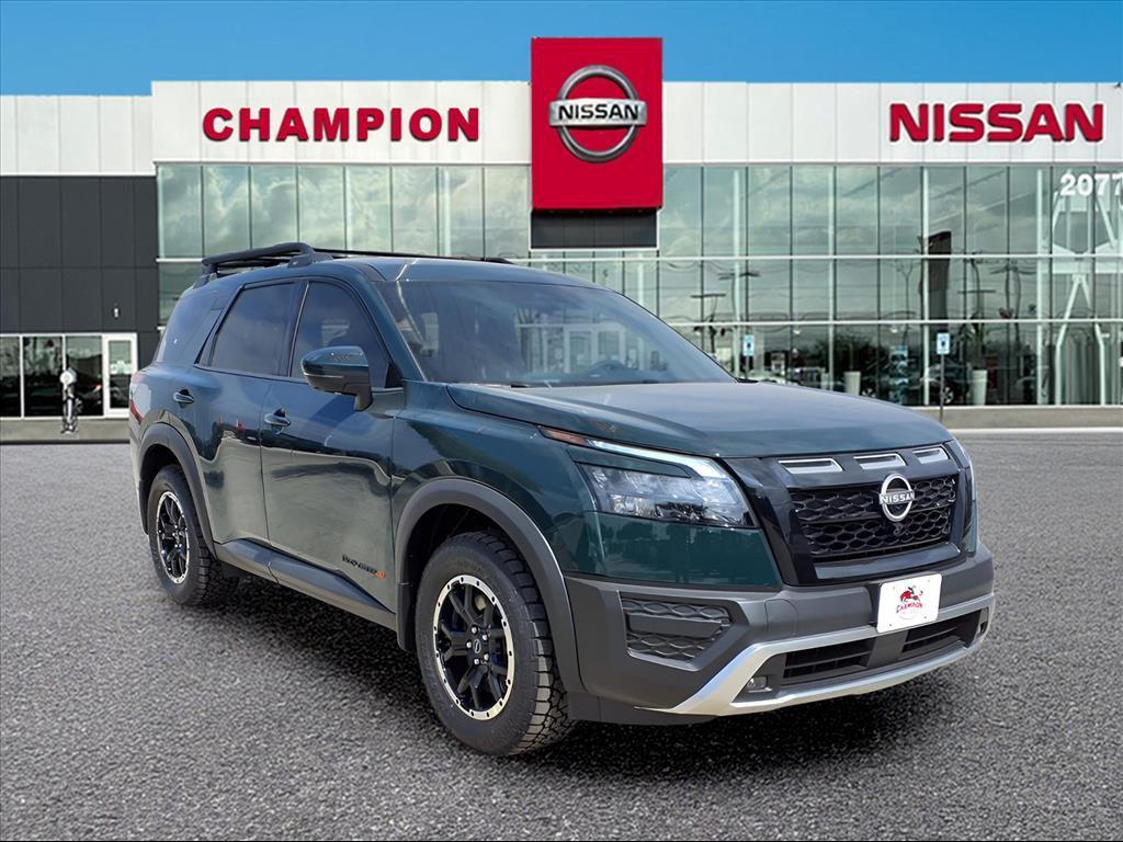 new 2025 Nissan Pathfinder car, priced at $39,557