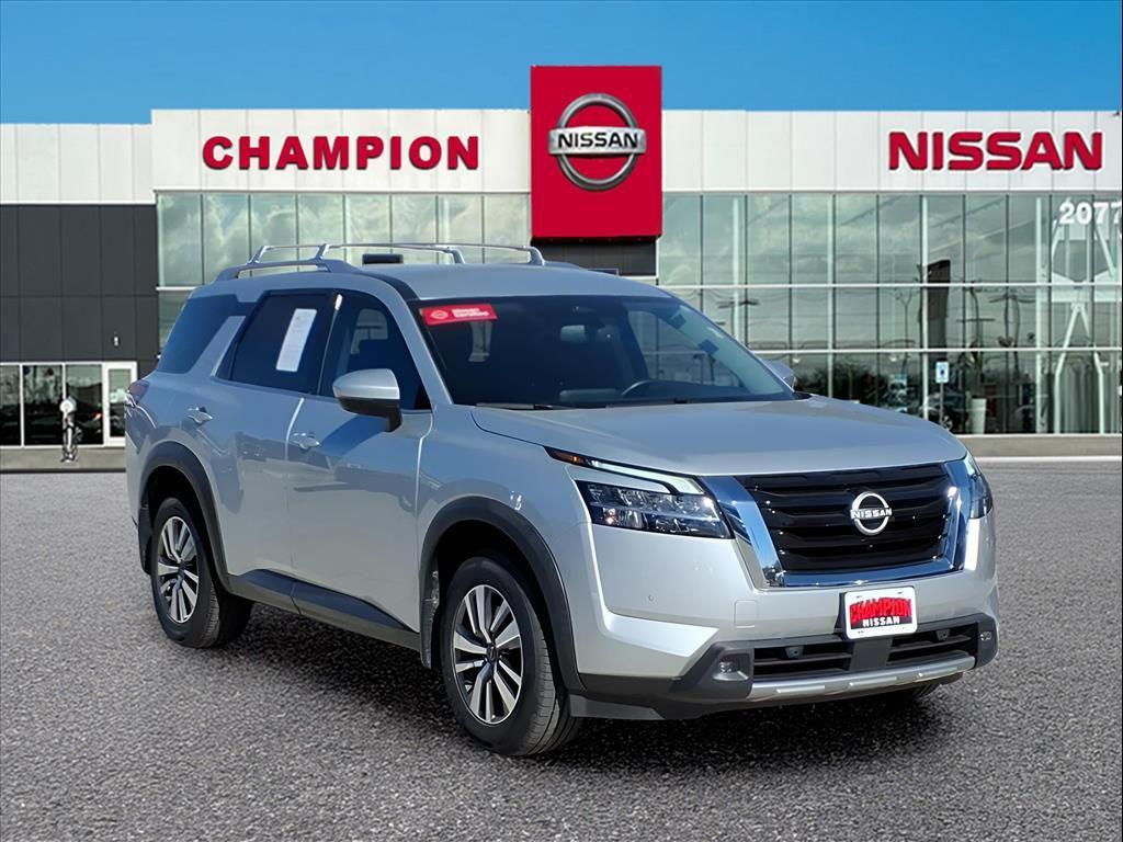 used 2022 Nissan Pathfinder car, priced at $26,006