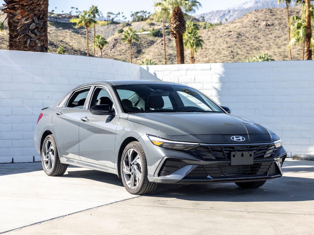 new 2025 Hyundai Elantra car, priced at $25,010