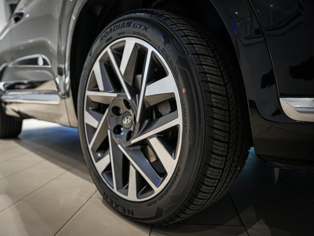 used 2022 Hyundai Santa Fe car, priced at $23,900