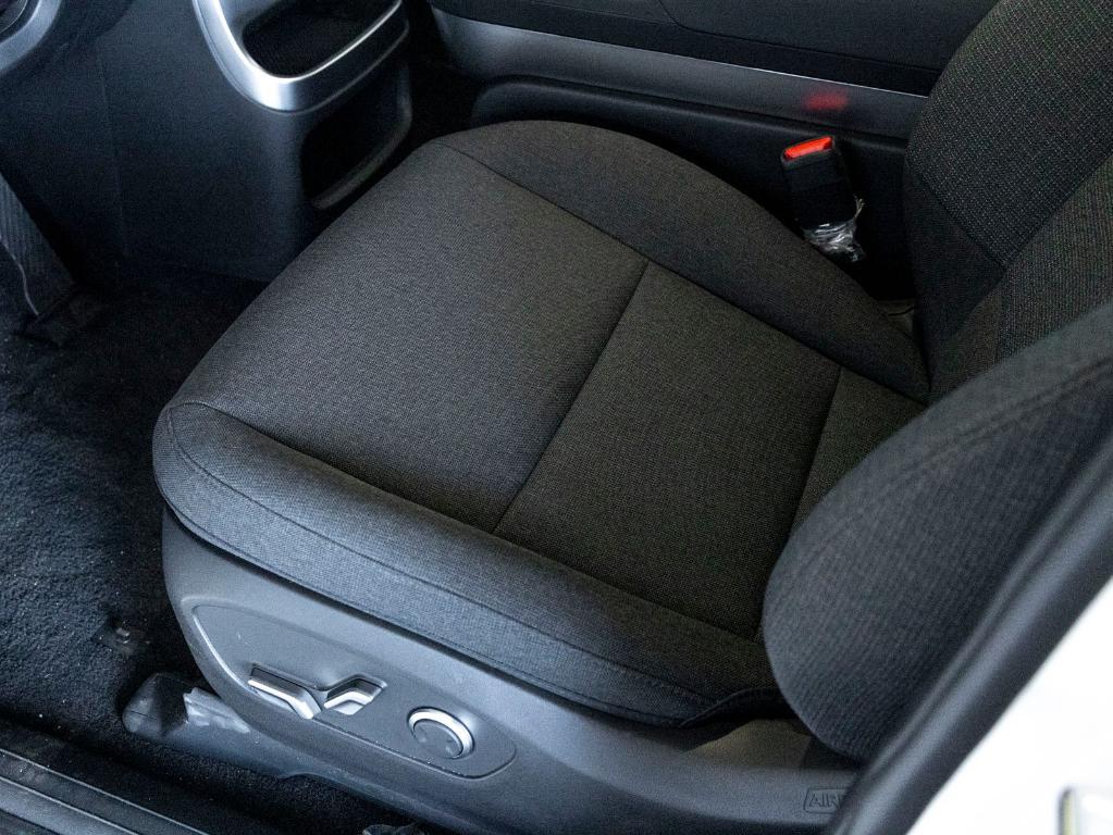 new 2026 Hyundai IONIQ 9 car, priced at $65,860