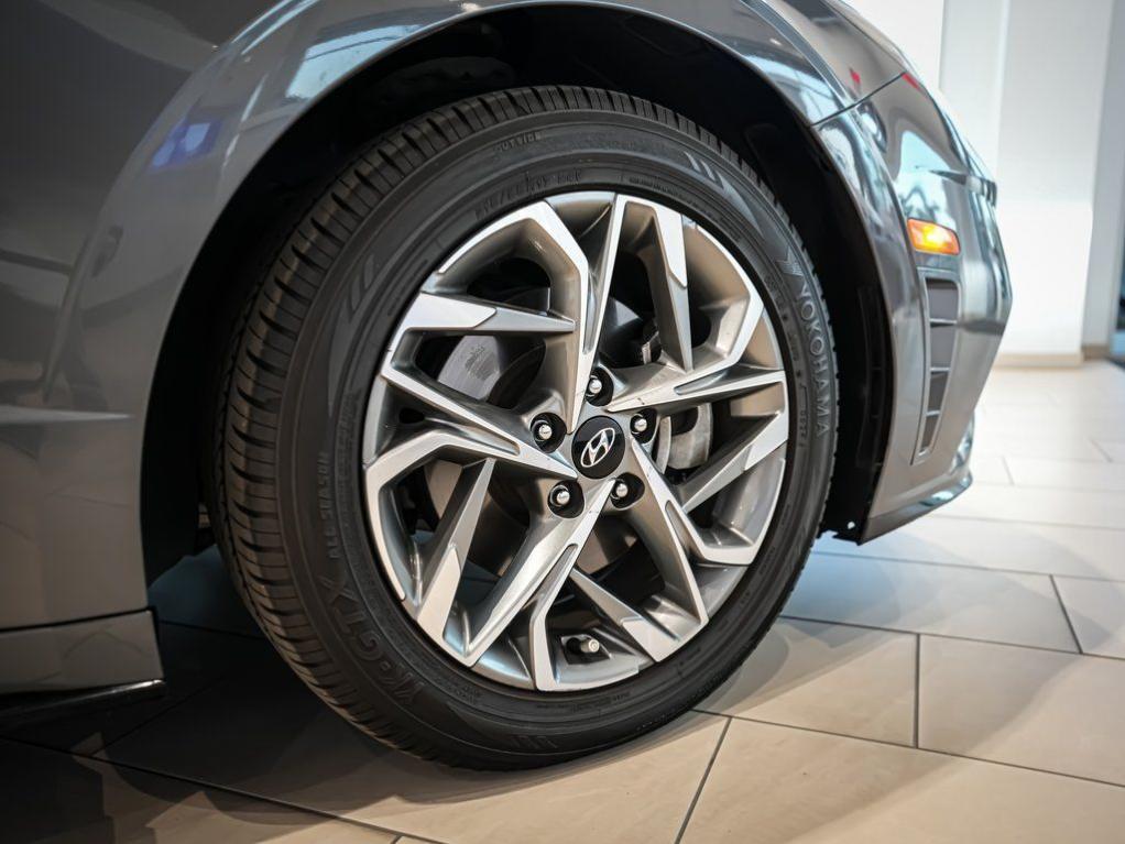 used 2022 Hyundai Sonata car, priced at $21,900