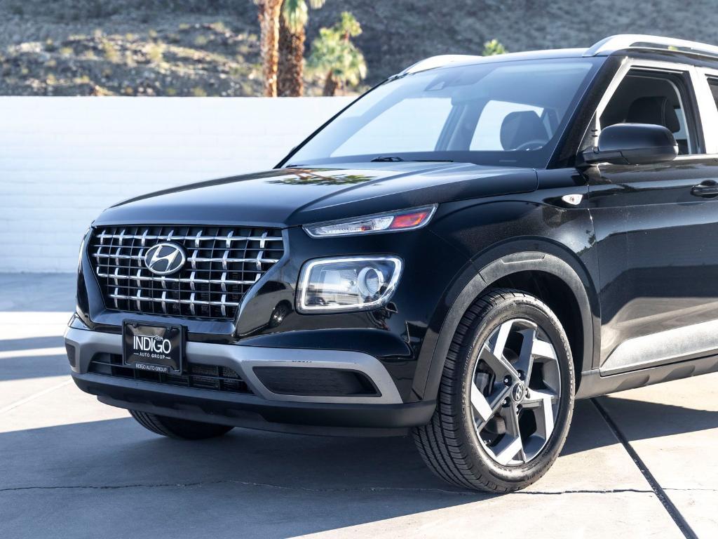 used 2021 Hyundai Venue car, priced at $12,900