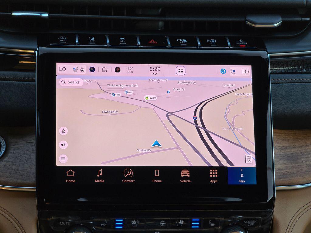 new 2025 Jeep Grand Cherokee car, priced at $61,926