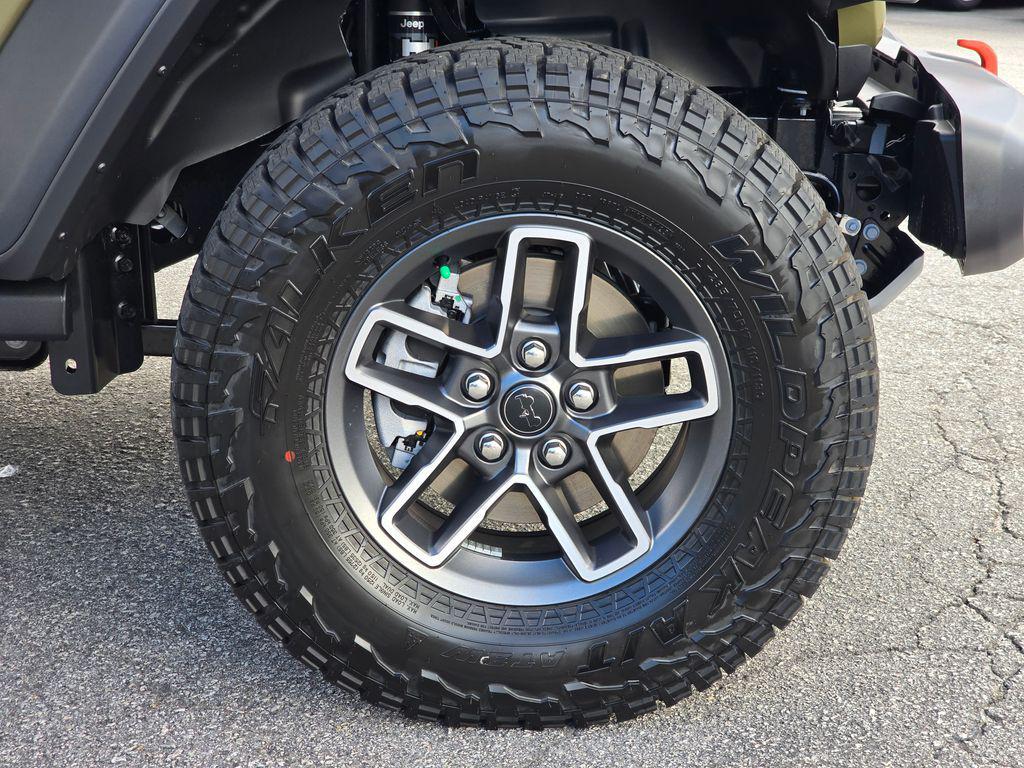 new 2025 Jeep Gladiator car, priced at $49,649