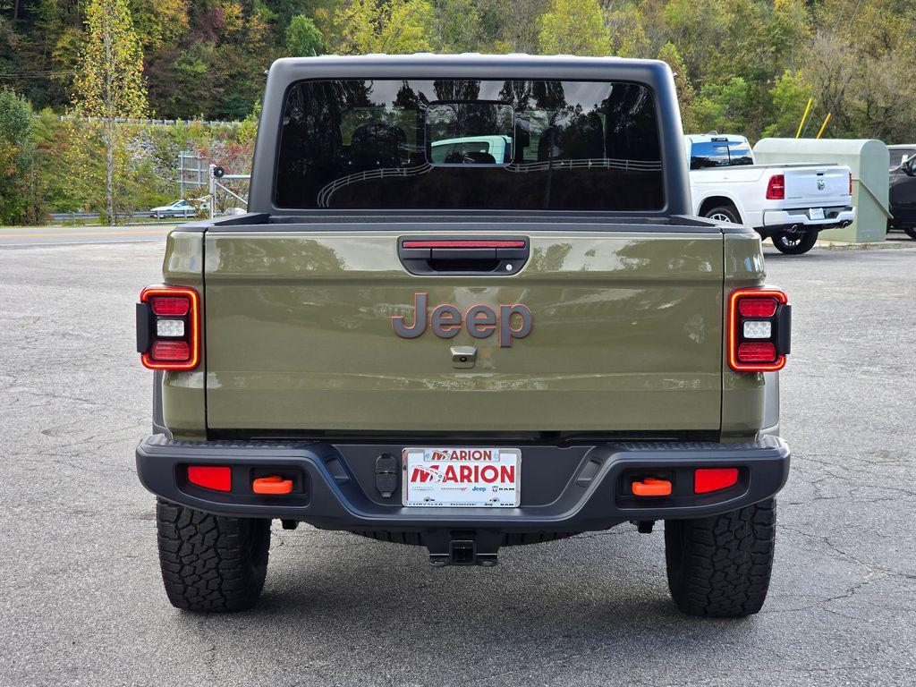 new 2025 Jeep Gladiator car, priced at $49,649