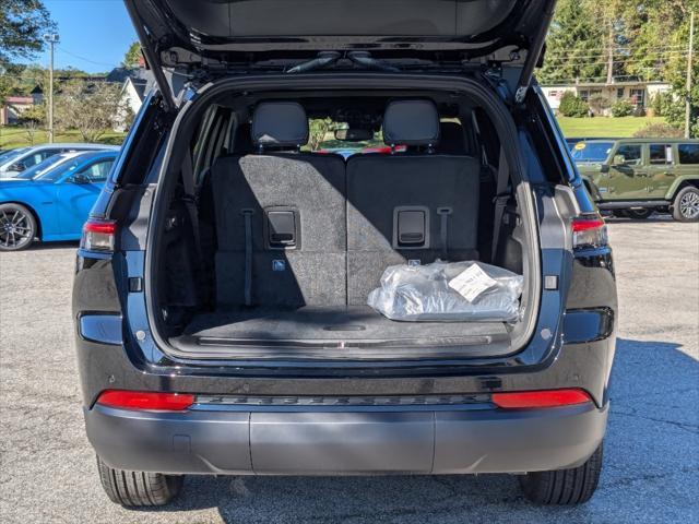 new 2024 Jeep Grand Cherokee L car, priced at $39,650