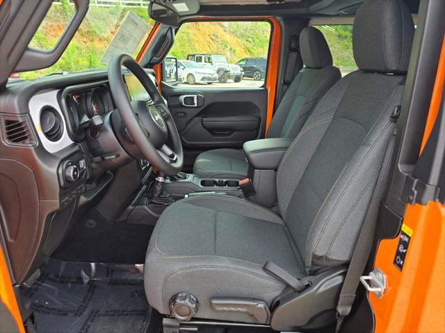 new 2025 Jeep Wrangler car, priced at $38,048