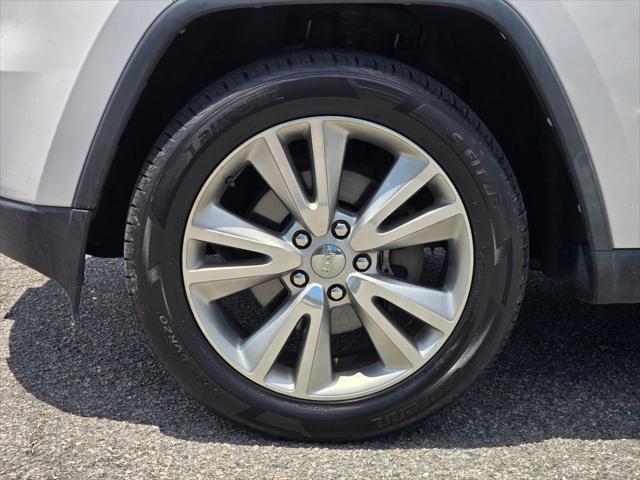 used 2013 Jeep Grand Cherokee car, priced at $7,473