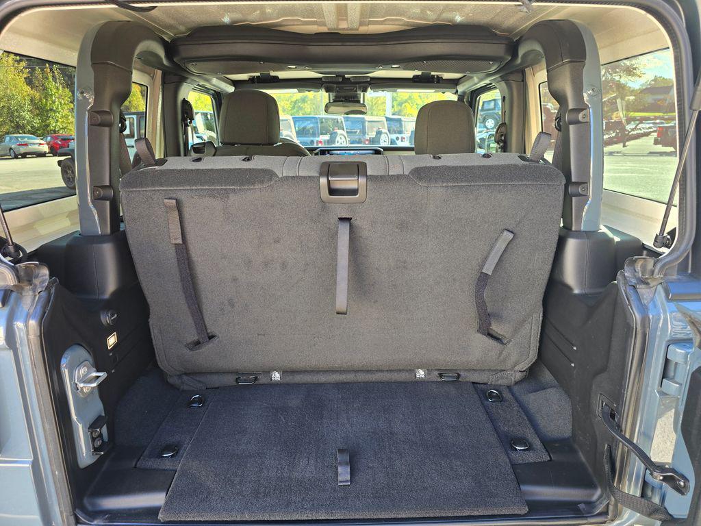 used 2025 Jeep Wrangler car, priced at $37,200