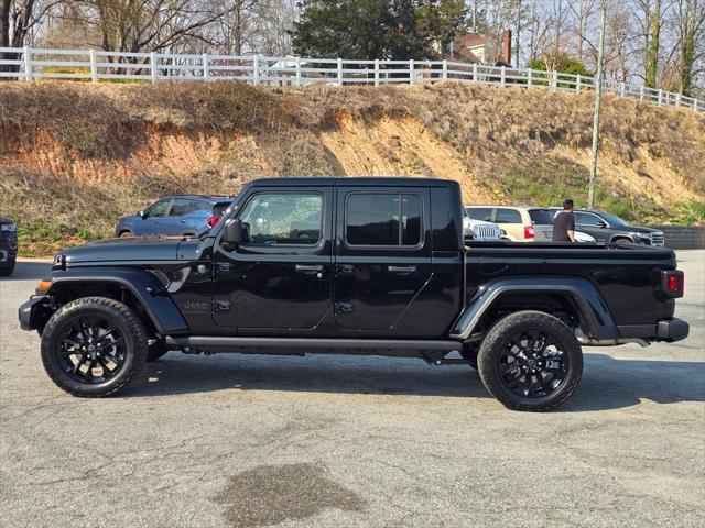 new 2025 Jeep Gladiator car, priced at $40,613