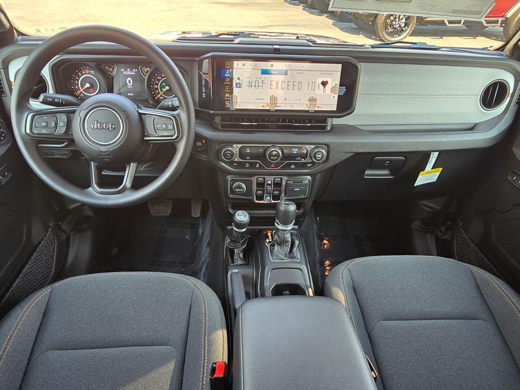 new 2025 Jeep Gladiator car, priced at $39,406