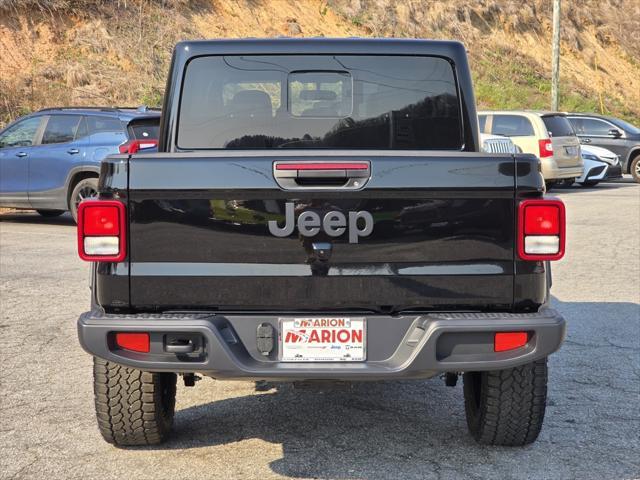 new 2025 Jeep Gladiator car, priced at $41,611