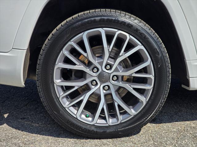 used 2023 Jeep Grand Cherokee L car, priced at $48,500