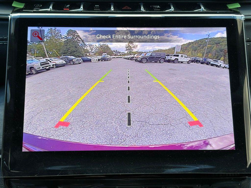 new 2025 Jeep Grand Cherokee car, priced at $42,400