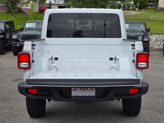 new 2025 Jeep Gladiator car, priced at $46,126