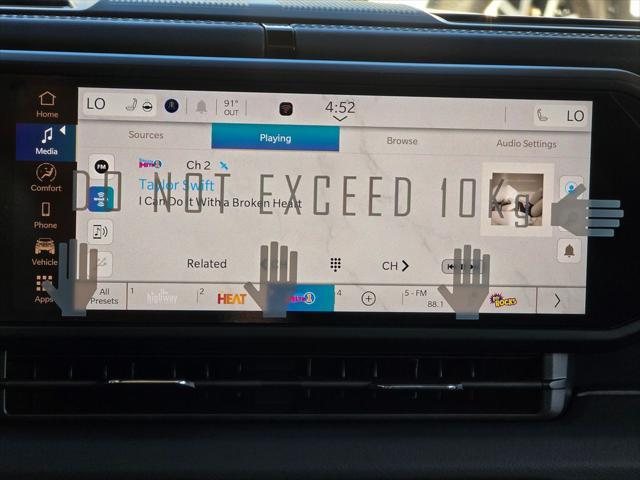 new 2025 Jeep Gladiator car, priced at $43,575