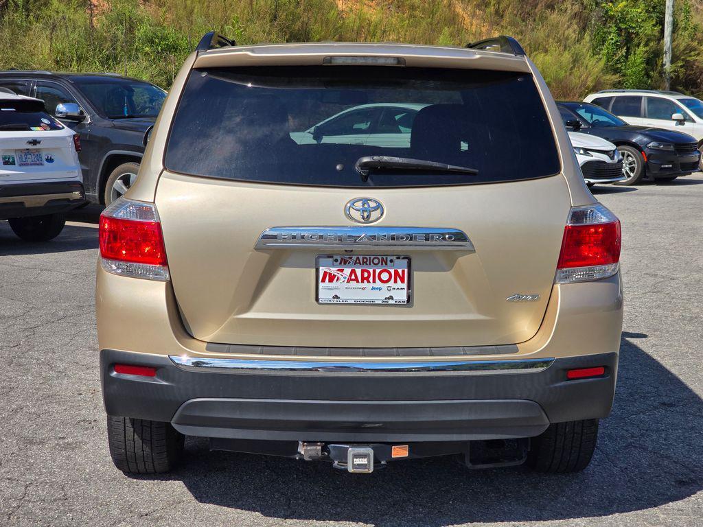 used 2013 Toyota Highlander car, priced at $16,500
