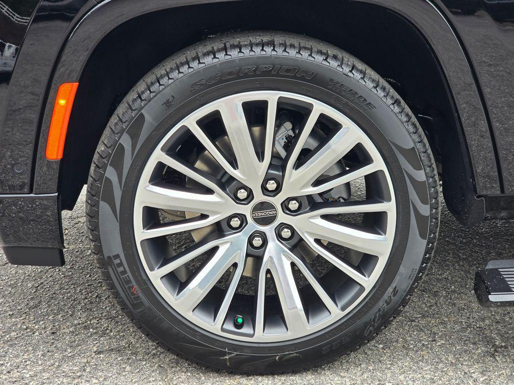 new 2025 Jeep Wagoneer car, priced at $71,190