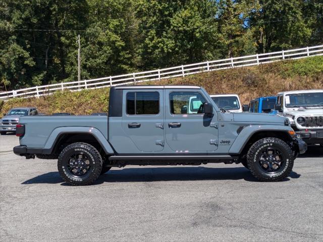 new 2024 Jeep Gladiator car, priced at $43,425